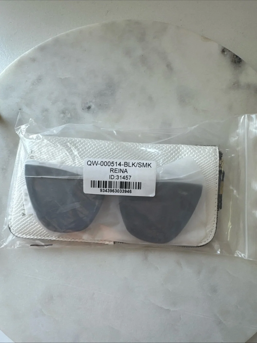 Quay Australia x JLO Reina Black/Smoke Cat-Eye Sunglasses
